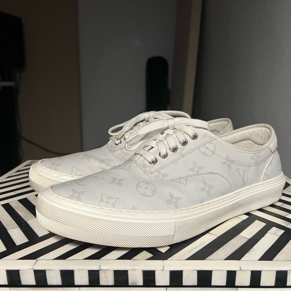 Louis Vuitton Monogram Trocadero “White/Grey” Low Sneakers. Men’s Sz 10.5 (used)